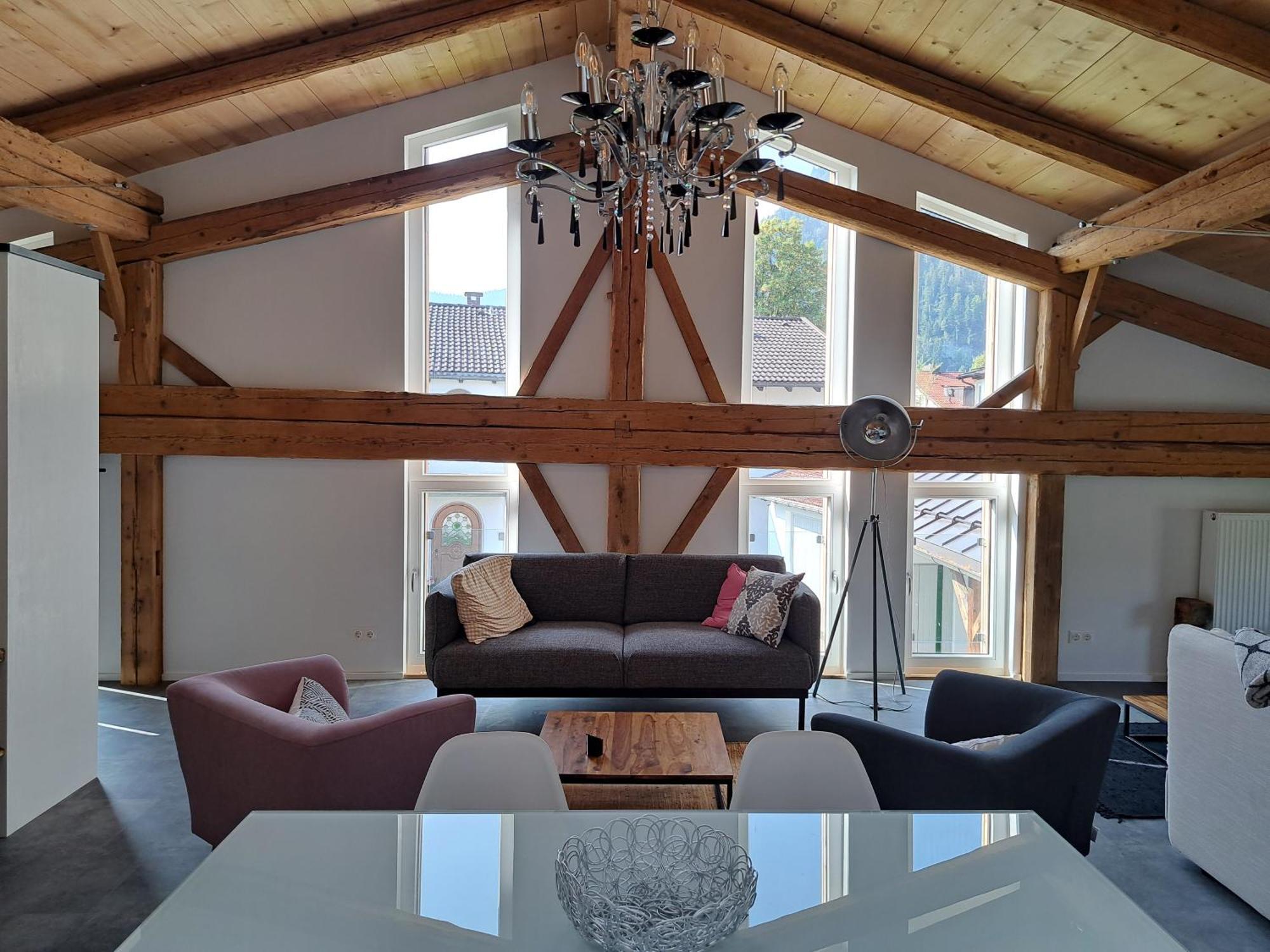 Neu! Ferienwohnungen Im Lueftlmalereck, Hennalahaus โอเบอร์อัมเมอร์เกา ภายนอก รูปภาพ