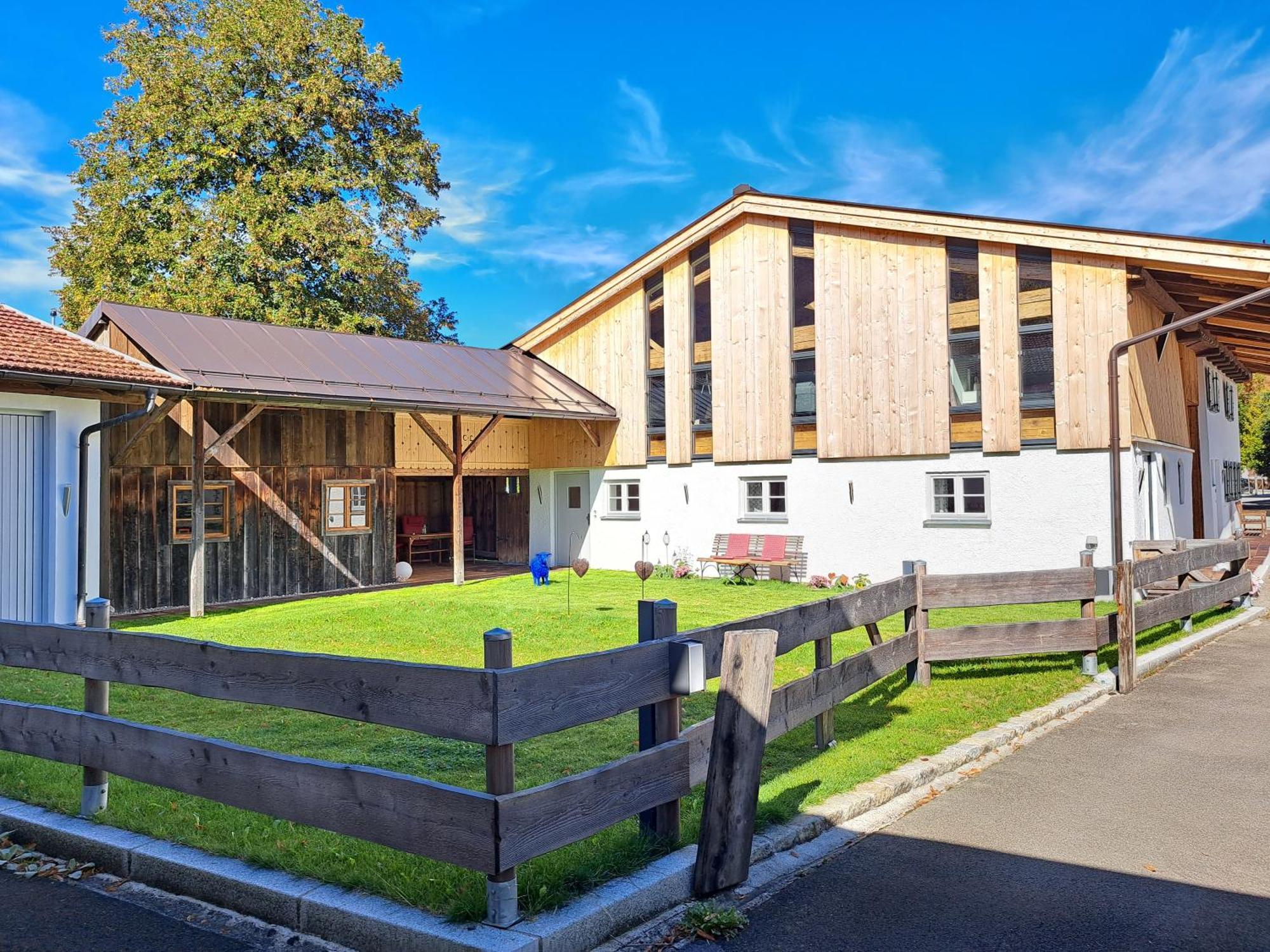Neu! Ferienwohnungen Im Lueftlmalereck, Hennalahaus โอเบอร์อัมเมอร์เกา ภายนอก รูปภาพ